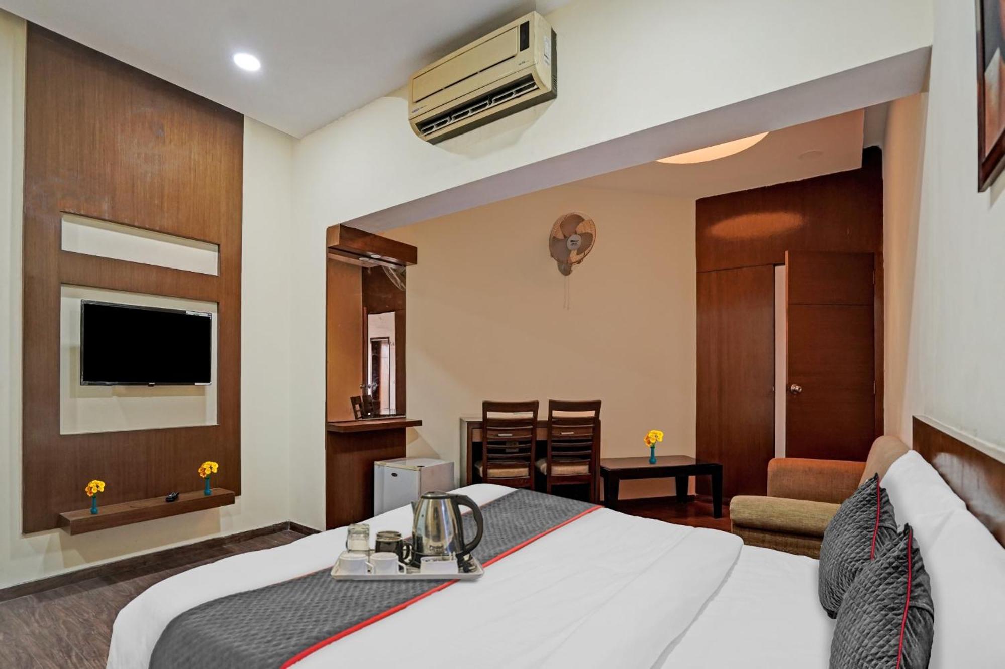 Hotel O Royal Regency Ghaziabad Zewnętrze zdjęcie