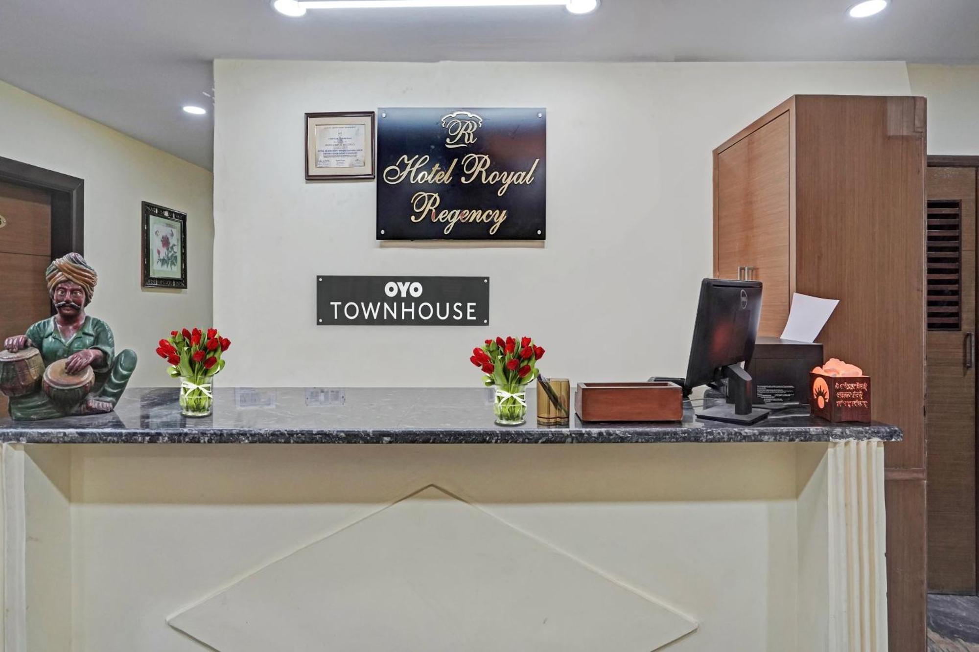 Hotel O Royal Regency Ghaziabad Zewnętrze zdjęcie