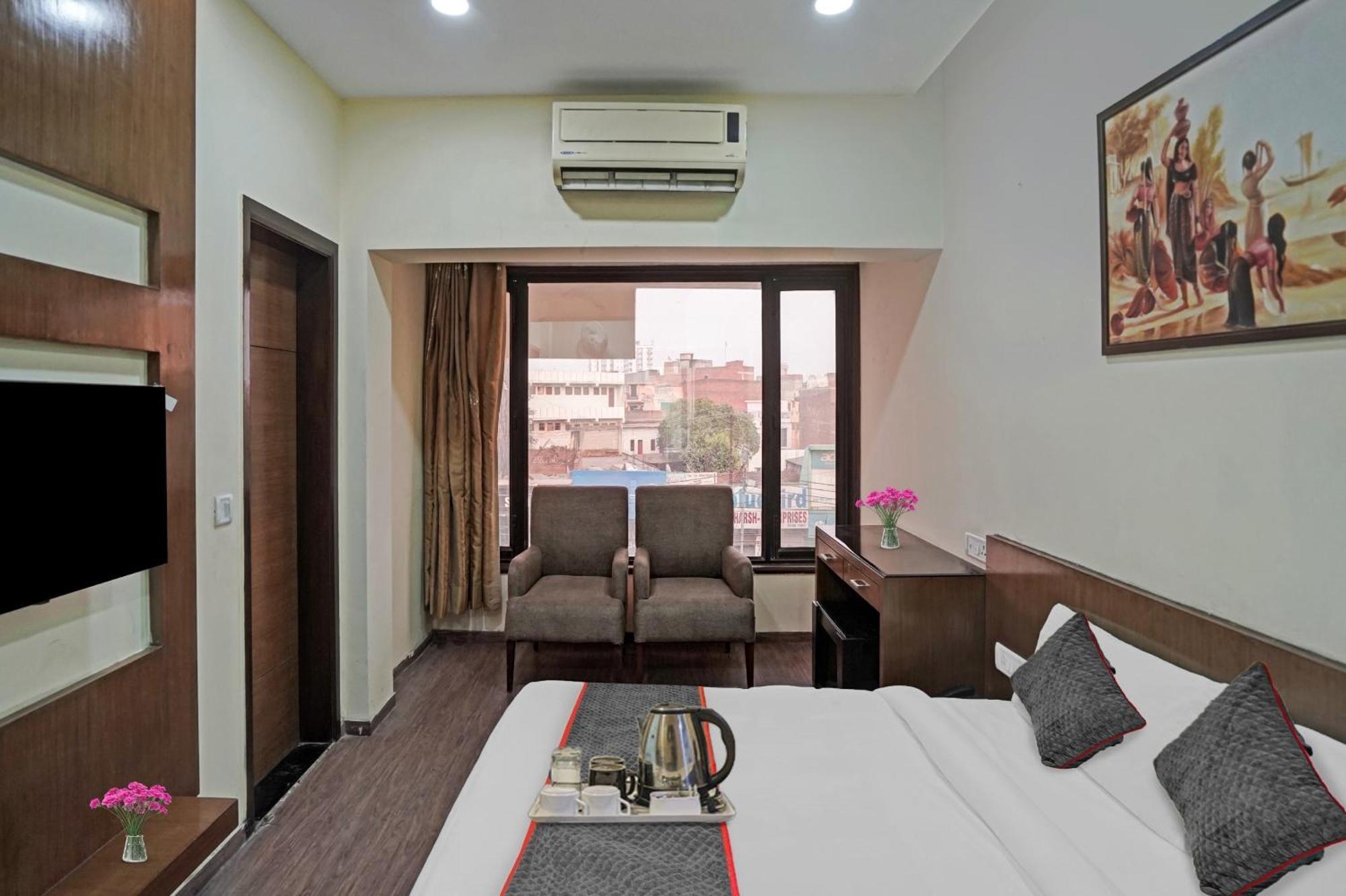 Hotel O Royal Regency Ghaziabad Zewnętrze zdjęcie